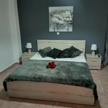 Avra * Ermoupoli